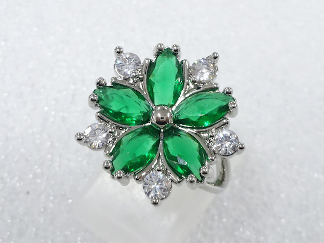 Japanese Kimono / Antique Accessories Metal